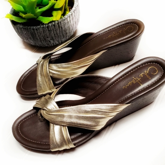 Cole Haan Gold Knotted Wedged Leather Sandal🎉 - Picture 2 of 8